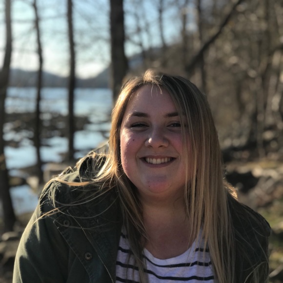 Meet your Posher, Kristin - Picture 1 of 1